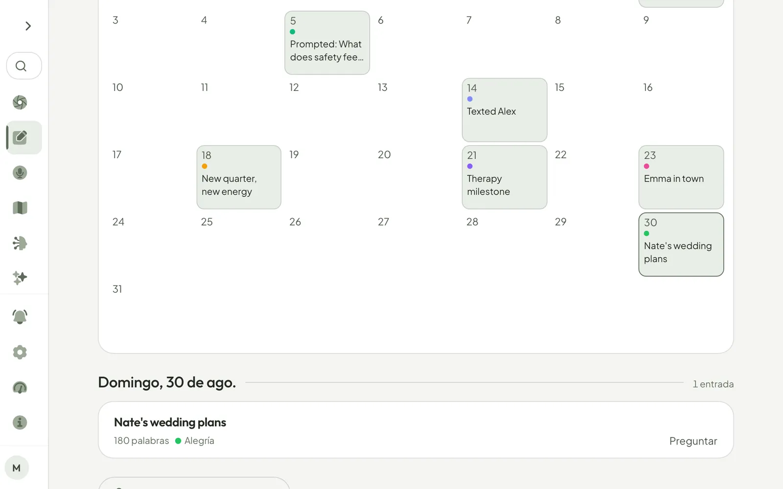 El diario cambia a Calendario, regresa un mes y abre un día: los días en que se escribió muestran un título y puntitos de colores, y los demás quedan en blanco.