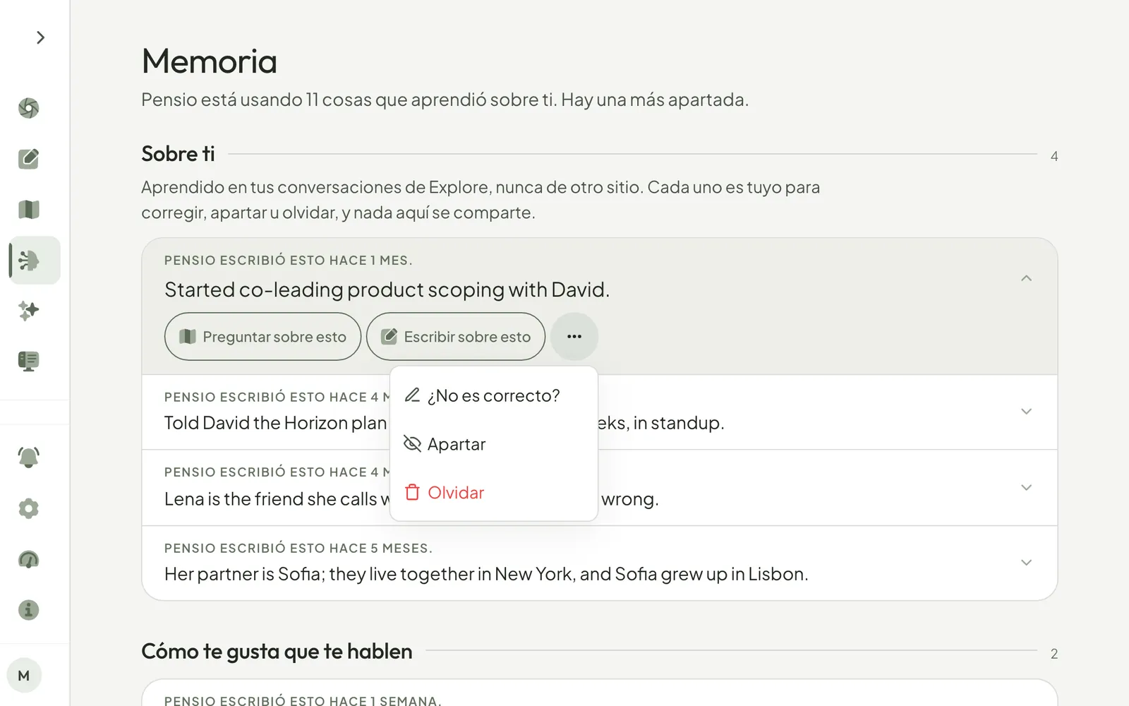 La página Memoria: una frase se abre con Preguntar sobre esto y Escribir sobre esto, el menú ··· ofrece ¿No es correcto?, Apartar y Olvidar, y ¿No es correcto? abre una caja de texto.